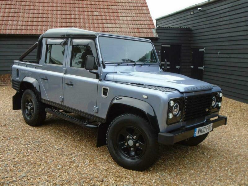 Land rover defender 2010