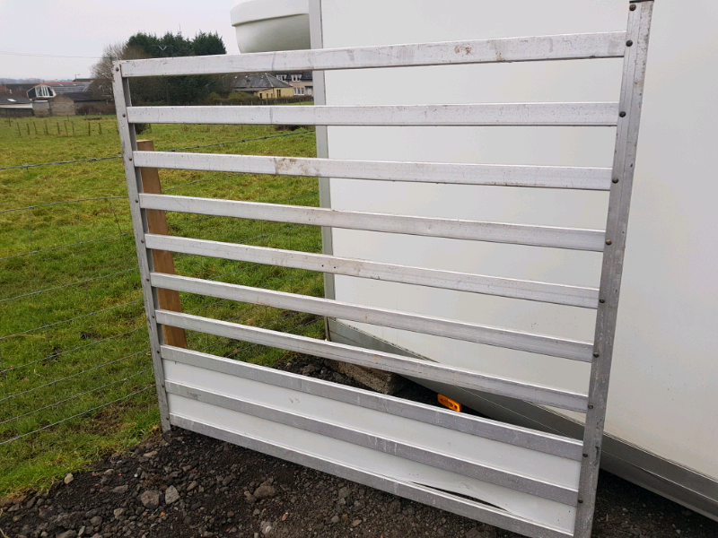 Ifor Williams Livestock Trailer Cattle Division Dividing Gate In