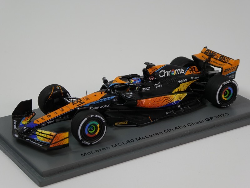 スパーク1/18 McLaren MCL60 2023 OscarPiastri McLaren F1 MCL60 #81 Oscar Piastri 3rd Japanese GP 2023