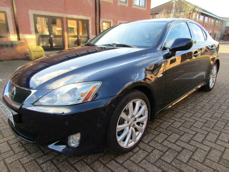 Lexus is 250 2006