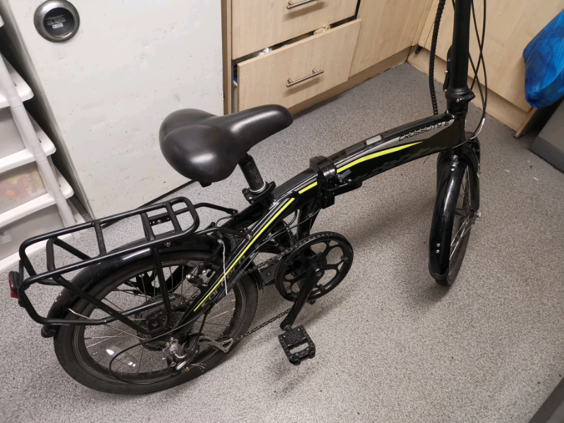 Carrera crosscity electric folding bike, 30 mile range. in Redbridge