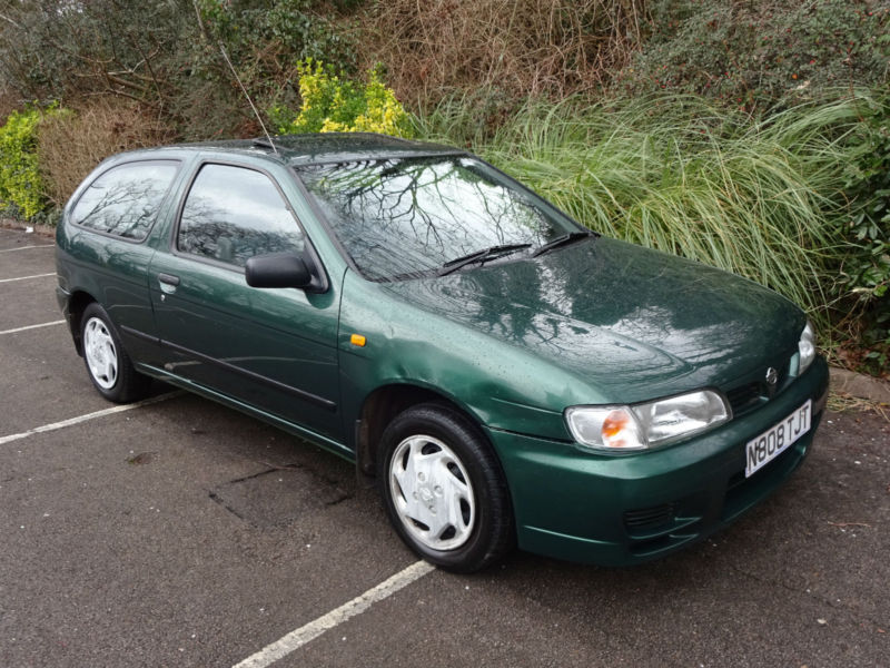 Nissan almera 1996