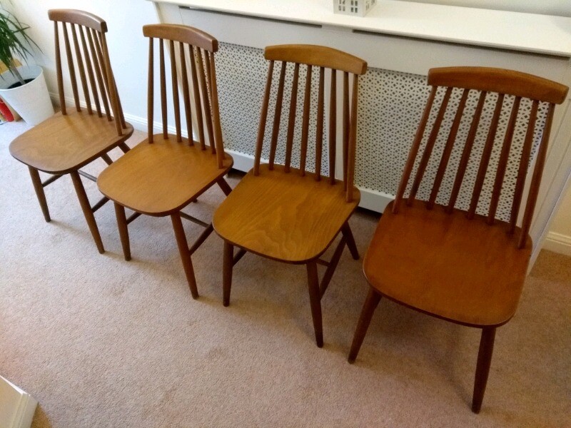 Set of 4 vintage mid century 'Ercol' Style wooden kitchen Dining chairs