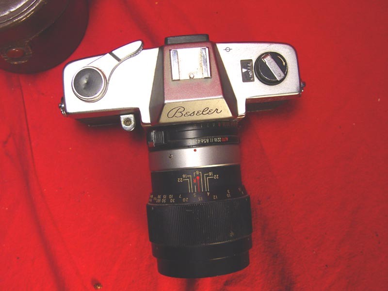 Bessler Topcon AUTO100 w/135mm f4 UV Topcor lens for parts or repair & lens case
