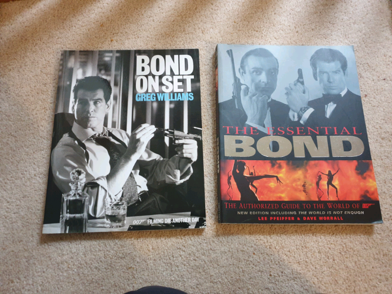 James Bond 007 Books The Essential Bond & Bond on Set in Perth