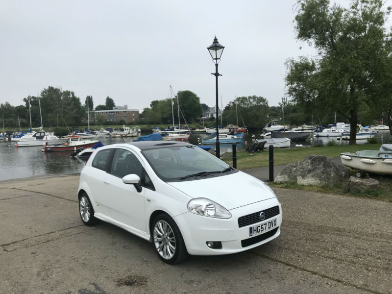 2007/57 Fiat Grande Punto 1.9 Sporting 130 Turbo Diesel 3 Door