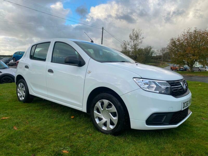 2017 DACIA SANDERO 1.5 DCI 5 DOOR 1 OWNER 11000 MILES WHITE FREE ROAD