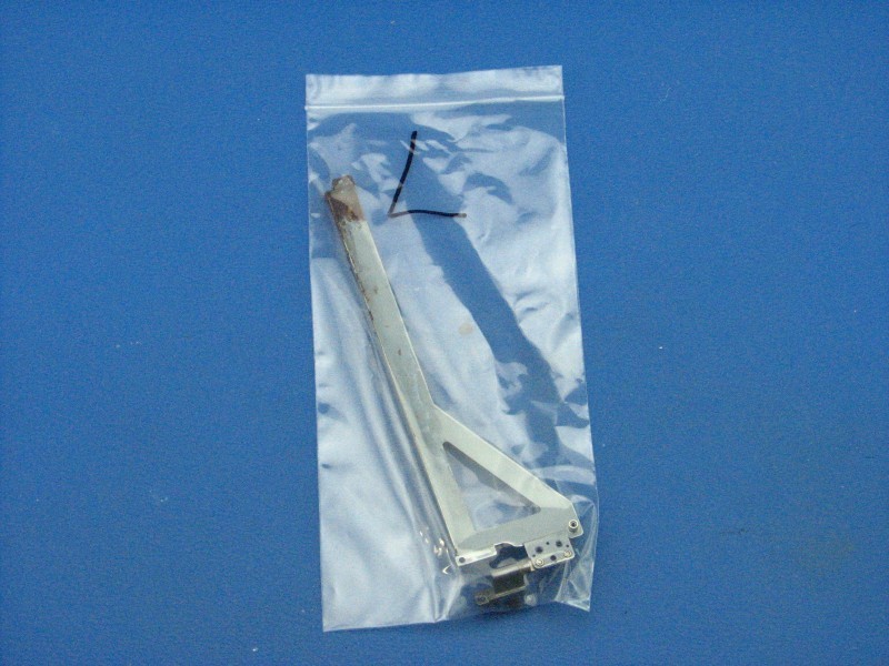 Displayschanier Gauche Medion Md42770 7100066597-22224