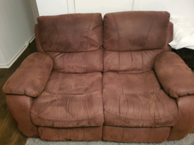 Second Hand Sofas Couches Armchairs For Sale In Irvine North