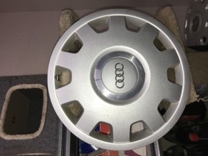 Audi Hubcaps (set)