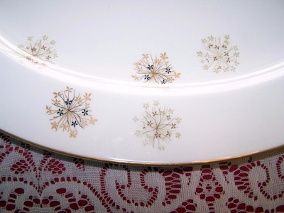 Noritake SNOWFLAKE Gold Green Black Snowflakes 17