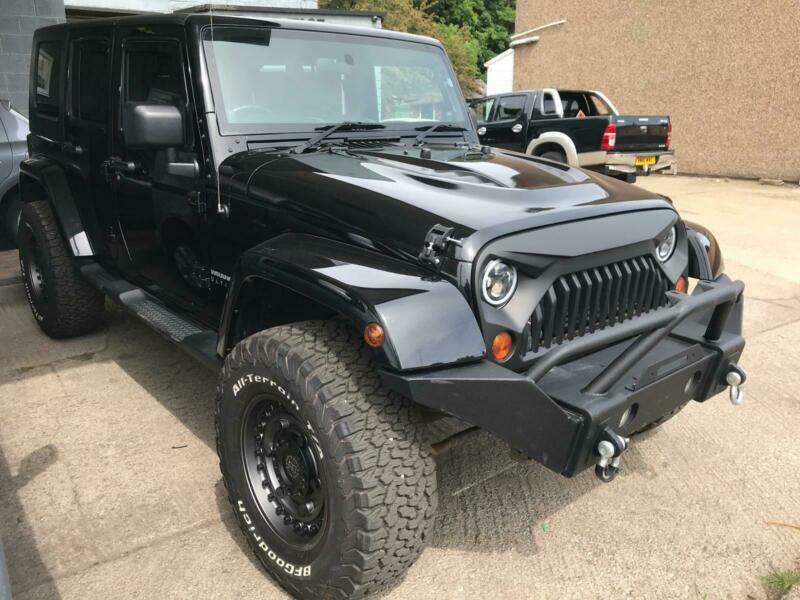 Jeep wrangler soft top