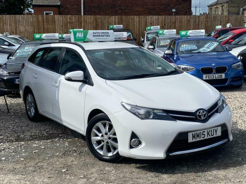 2015 Toyota Auris 1.4 D4D Active 5dr ESTATE Diesel Manual in Ossett