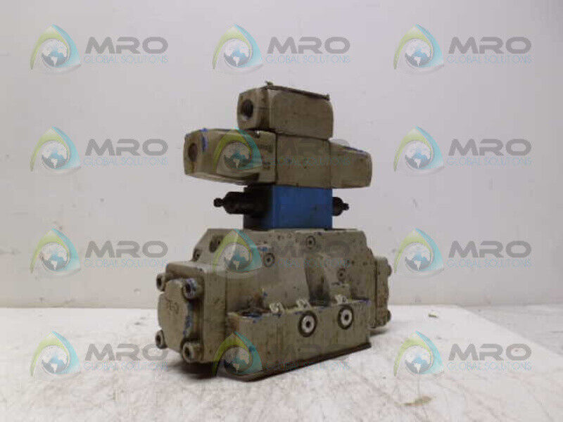 SPERRY-VICKERS DG5S86CMB11 628813 DIRECTIONAL VALVE *USED*