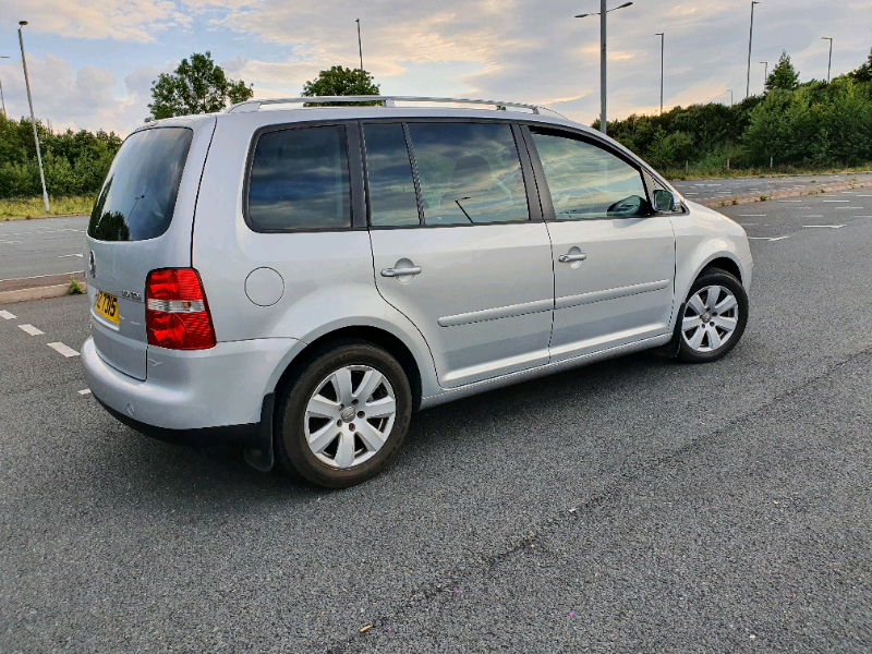 Volkswagen touran 2007 года