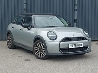 2025 MINI Cooper 1.5 C Classic 5dr Auto Hatchback Petrol Automatic
