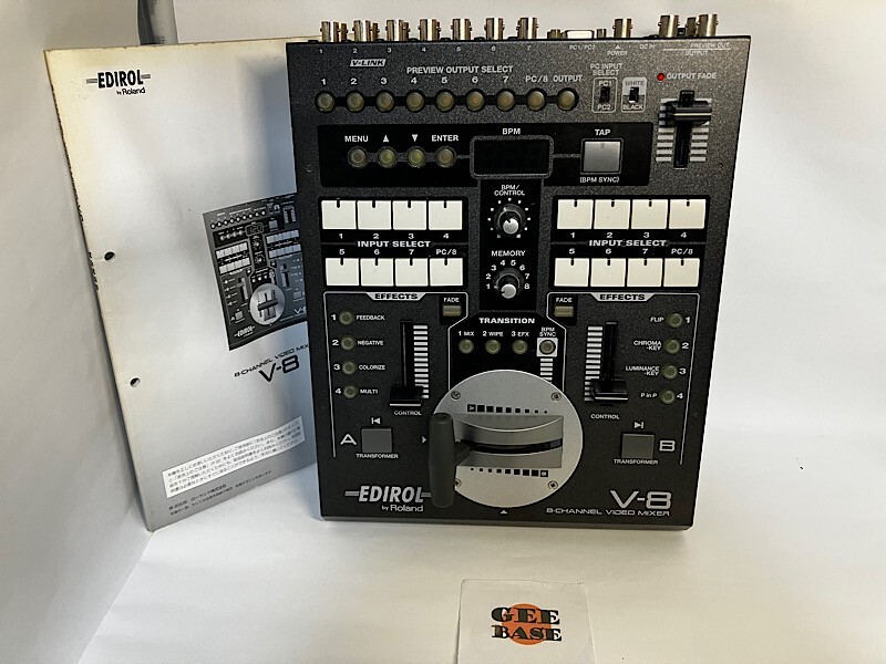 Roland EDIROL V-8 ビデオミキサー　小型 モニター付　ローランド $_57.JPG?set_id=880000500F
