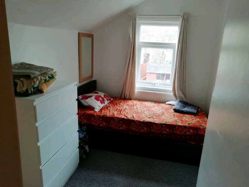 Room for rent | in Reading, Berkshire | Gumtree