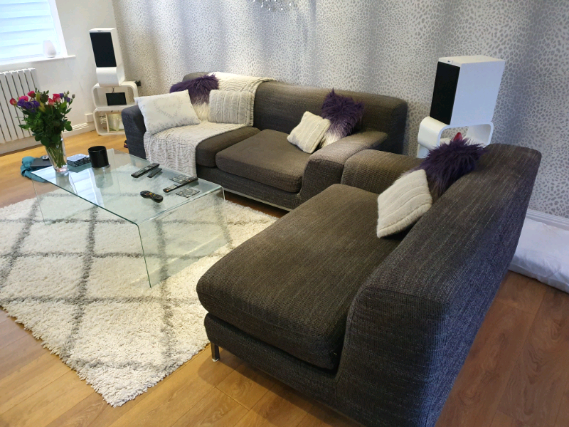 One arm sofa must go great condition in Long Eaton, Nottinghamshire