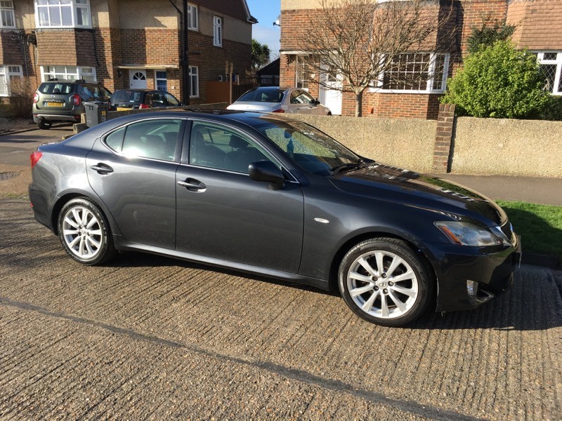 Lexus is250 2008г