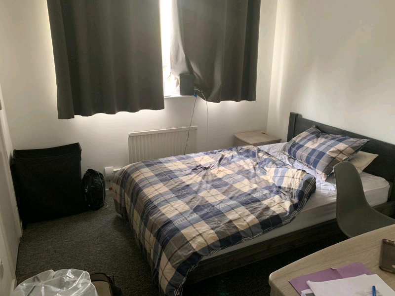 Double Room Available In A 2 Bedroom House Lenton Nottingham In Wollaton Nottinghamshire Gumtree