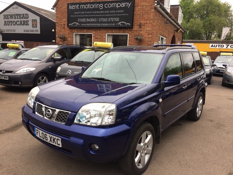 Nissan x trail columbia