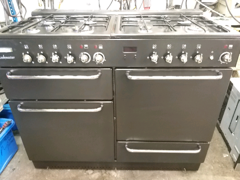 Flavel 110cm dual fuel range cooker in WestonsuperMare, Somerset