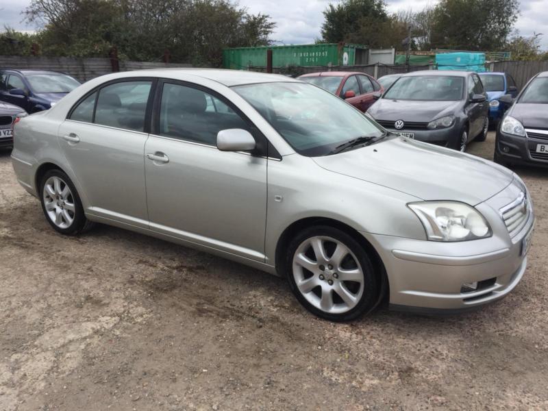 Toyota avensis 2005 универсал