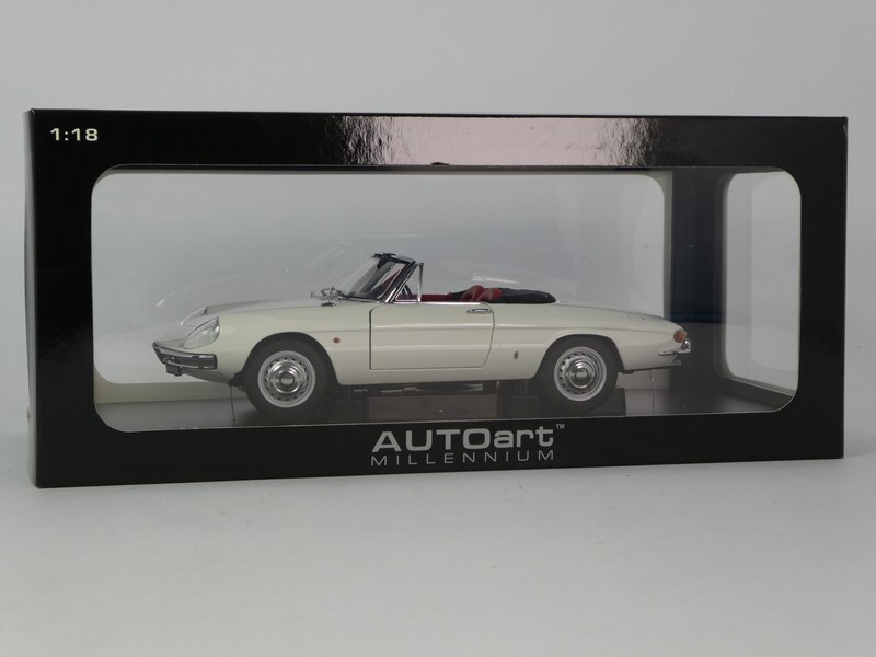 Autoart Alfa Romeo 4C Pearl White 1/18 70188 | eBay Autoart Alfa Romeo 4C Pearl White 1/18 70188 | eBay