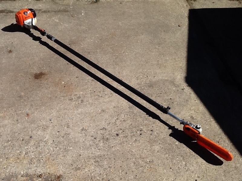 2012 STIHL HT101 POLE SAW CHAINSAW EXTENDABLE in Beccles, Suffolk