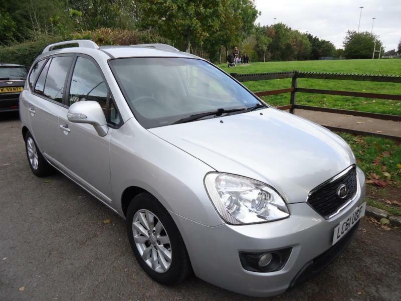 Kia carens 2011