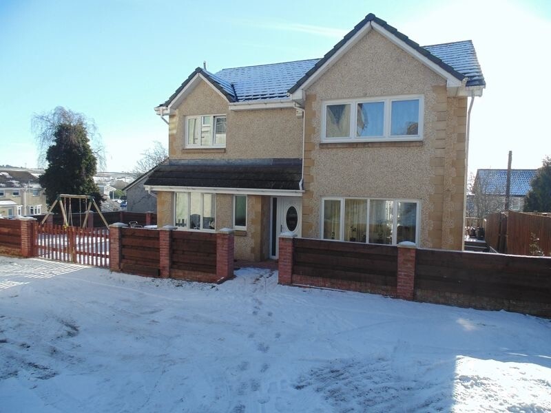 Beautiful, large, detached house for sale in Shotts, North