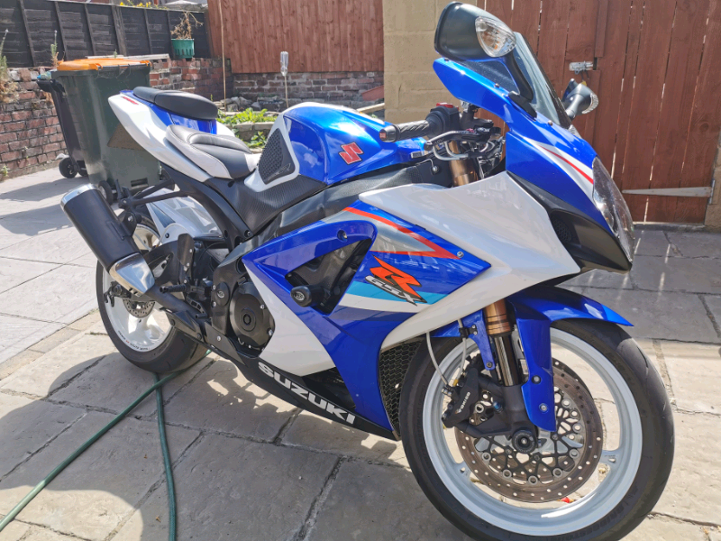 Suzuki gsxr 1000 k8