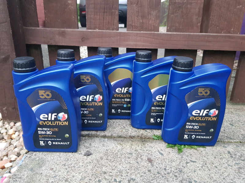 Renault elf motor oil for sale 5 x 1 litres 5w/30 in Knightswood, Glasgow Gumtree