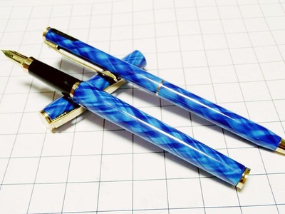 Sheaffer 284 Fashion Fountain Pen Fine Pt  Glossy Blue With Converter New In Box