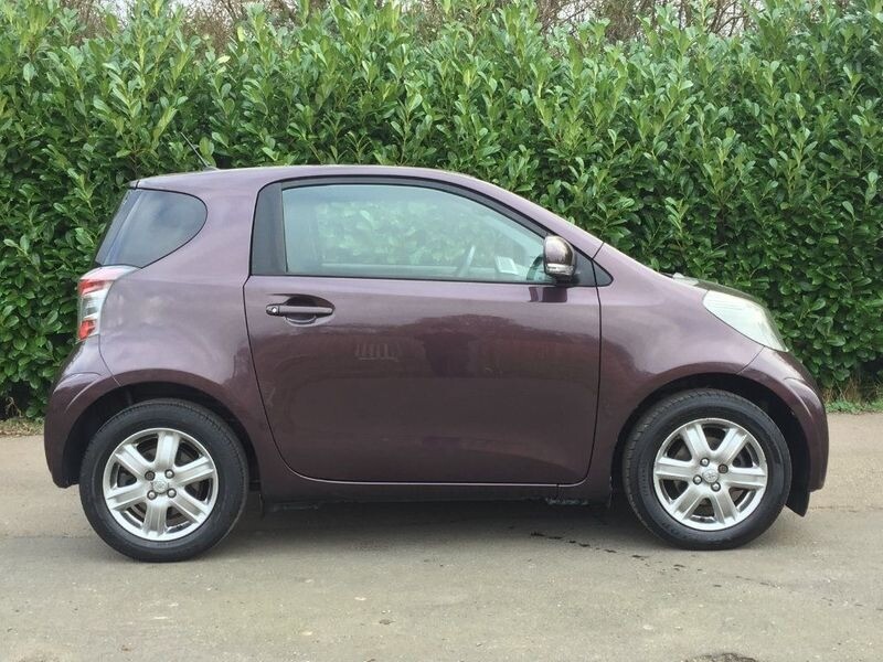 Toyota iq 2010