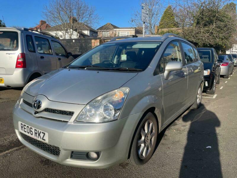 Toyota corolla verso 2006