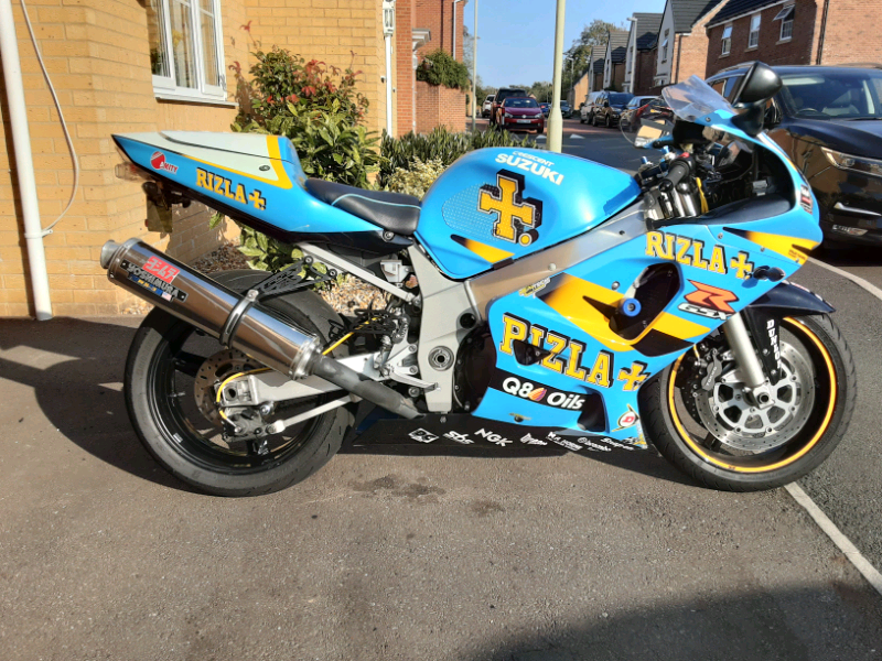 Suzuki gsxr 600 k1