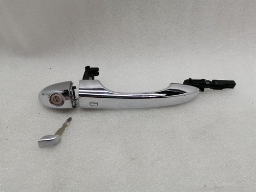 MASERATI QUATTROPORTE VI M156 Front Right Door handle KEYLESS 670075322 Türgriff