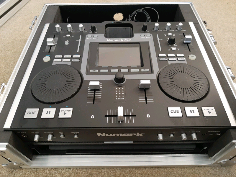 Numark iDJ2 iPod Mixer, Flight Case & Keyboard Open to Offers in