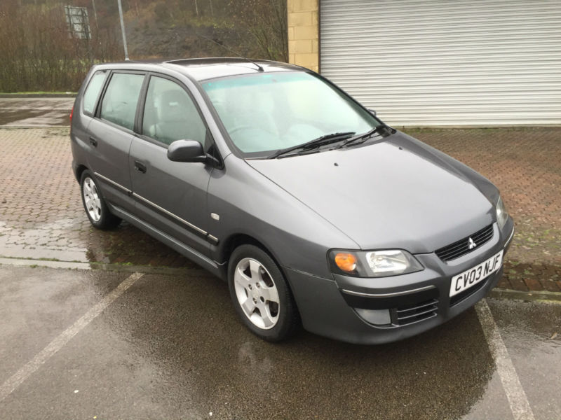 Mitsubishi space star 2003