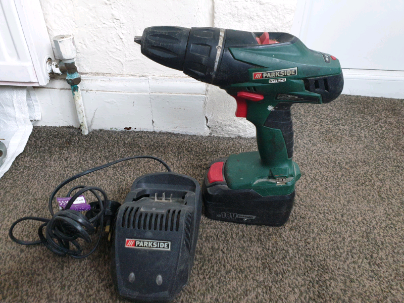 Parkside, cordless drill with battery and holder 18v in Thornton