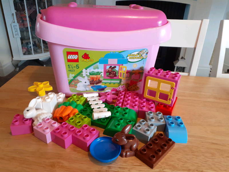 pink duplo blocks