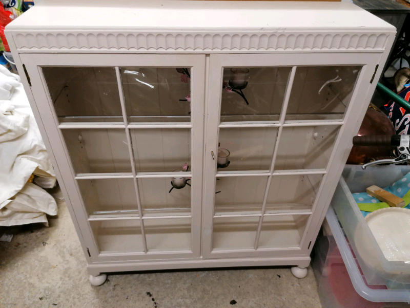 Cream Antique Display Cabinet In Perth Perth And Kinross Gumtree