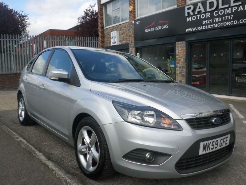 2009 Ford Focus 1 6 100ps Zetec 5dr 59 Reg Petrol Silver In Sheldon West Midlands Gumtree