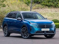 2025 Peugeot 5008 1.2 Hybrid 145 GT 5dr e-DSC6 SUV Petrol Automatic