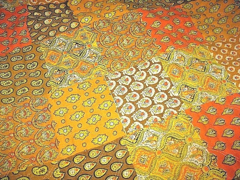 VTG 70'S Paisley Patchwork Print Quilted SALVAGED Fabric Orange Brown 34