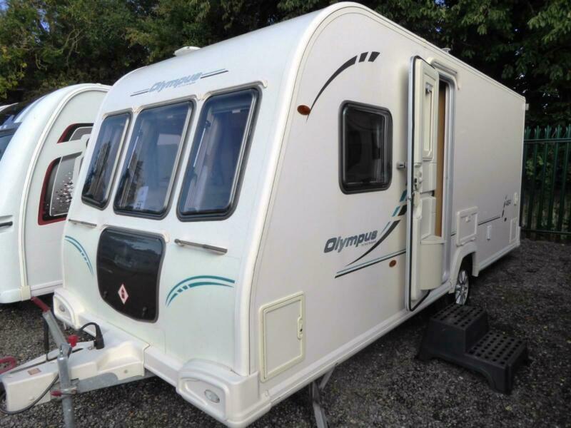 Bailey Olympus 464 2011 Lightweight Fixed Bed Touring Caravan in