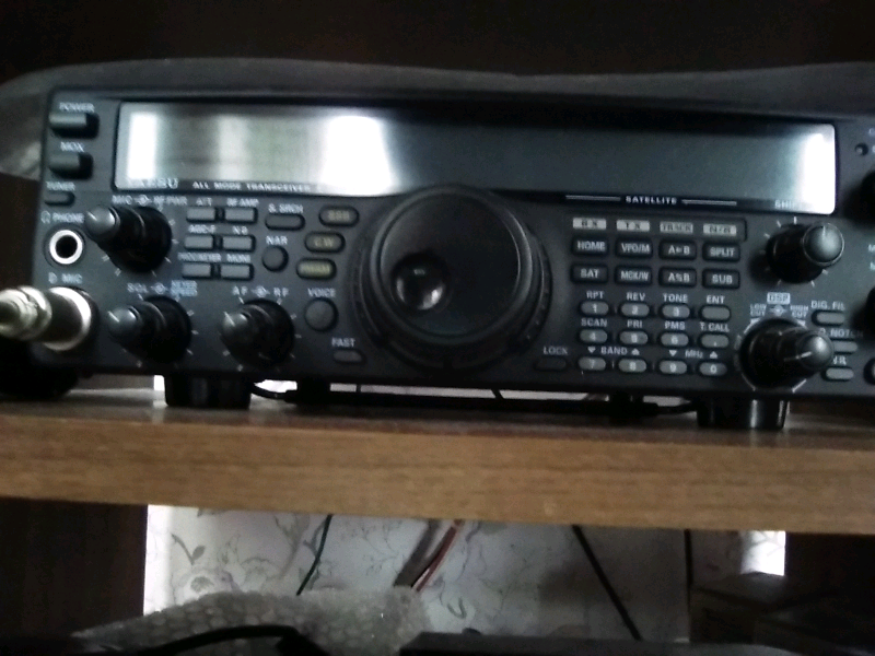 Yaesu FT847 HF VHF UHF MULTIMODE TRANSCEIVER in Hitchin