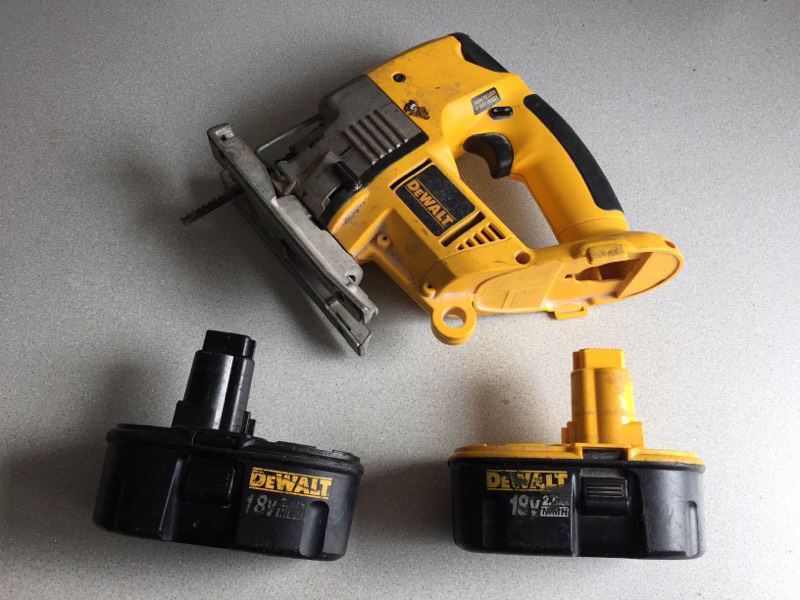 Dewalt DW933 jig saw 18v & 2x batteries in Gorton, Manchester Gumtree